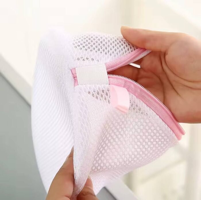 DIRTY LAUNDRY  FOLDING MESH BAG FOR WASHING UNDERWEAR/BRA/SOCKS/SHIRT/STONED CLOTH AND MORE - Image 2
