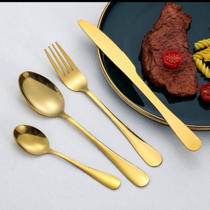 24PC QUALITY THICK GOLD CUTLERY SET WITH STAND - Image 2