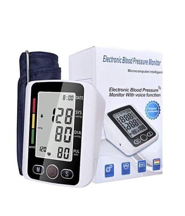 img_0562-2 (ON SALES) BLOOD PRESSURE MONITOR WITH VOICE NORMAL ARM 32/36CM(White carton) - Image 1