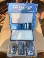 (ON SALES) LED 416 PHOTO AND VIDEO LED LIGHT KIT WITH TRIPOD STAND(With 1 battery)

3200-5600K Color temperature brightness adjustment
Perfect for makeup artist,photo graphers and content creators 


COMES WITH 1 BATTERY 
BATTERY CHARGER 
2.1M TRIPOD STAND