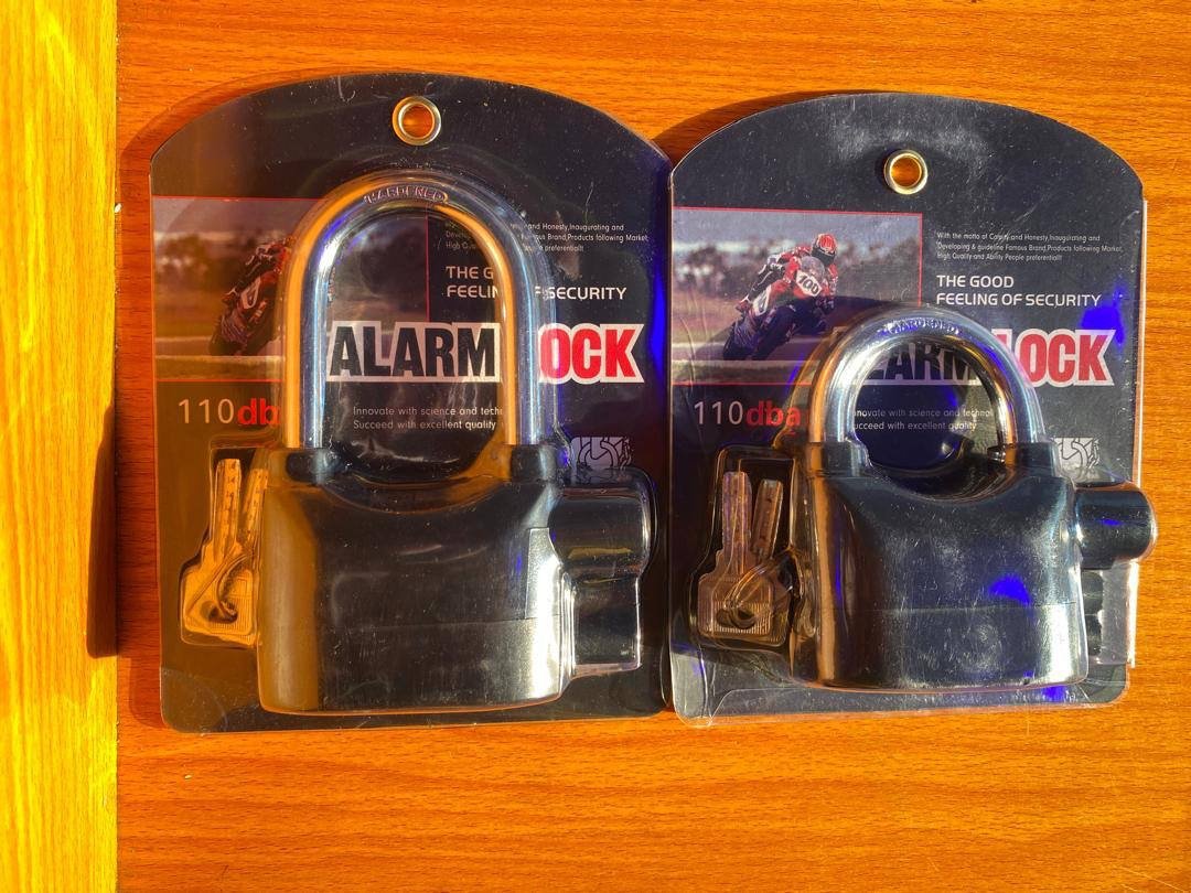 img_1053-2 ANTI THEFT ALARM PADLOCK WITH 3 KEY MODEL AND SPARE BATTERY(Plastic steel enclosure) - Image 1