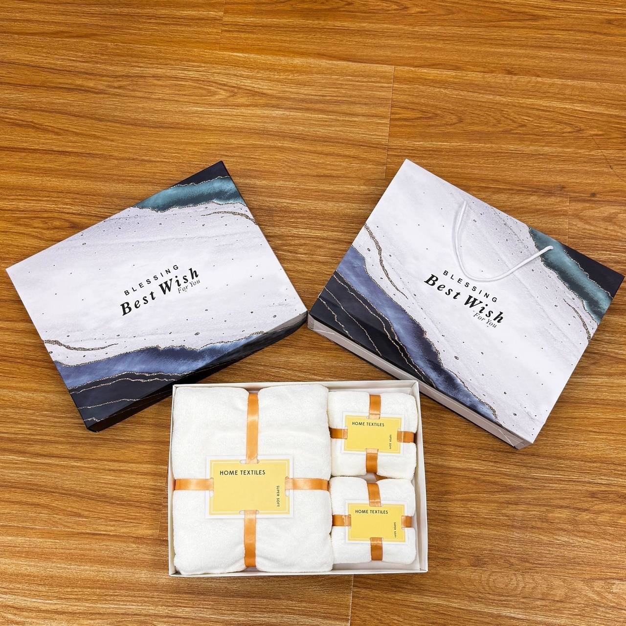 img_1161-2 3IN1 FLUFFY WATER ABSORBENT TOWEL IN A FANCY BOX&BAG (Exactly home textile brand)
💯 cotton•••VERY FULL AND FLUFFY - Image 1