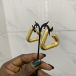 QUALITY YTJX NON TARNISH STEEL FASHION EARRING DESING 4