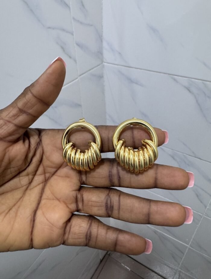 QUALITY YTJX NON TARNISH STEEL FASHION EARRING DESIGN 8 - Image 2