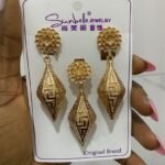 QUALITY NON TARNISH LUXURY SUNBELLE FASHION EARRING AND PENDANT SET DESIGN 5