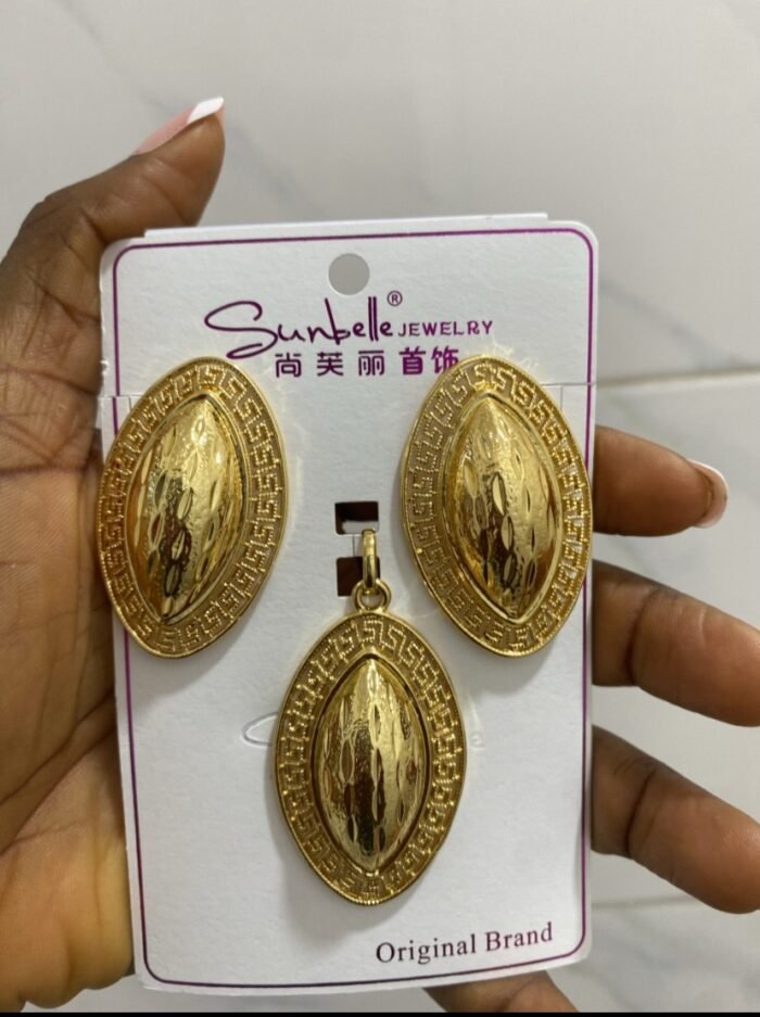 QUALITY NON TARNISH SUNBELLE FASHION EARRING AND PENDANT SET DESIGN 12 - Image 2
