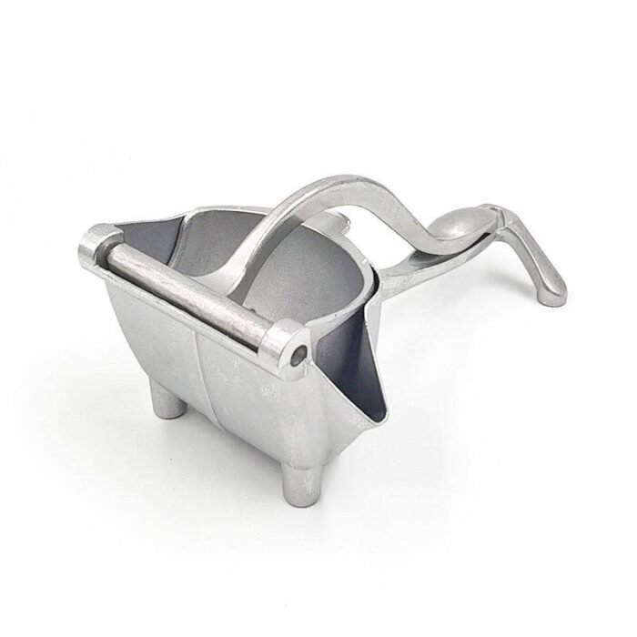 MANUAL FRUIT PRESS..Doesn’t come in a carton - Image 2