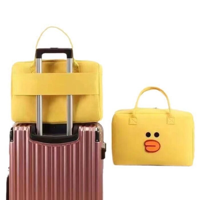 FASHION TRAVELING AND CARRIER BAG(Easy to use and quality) - Image 5