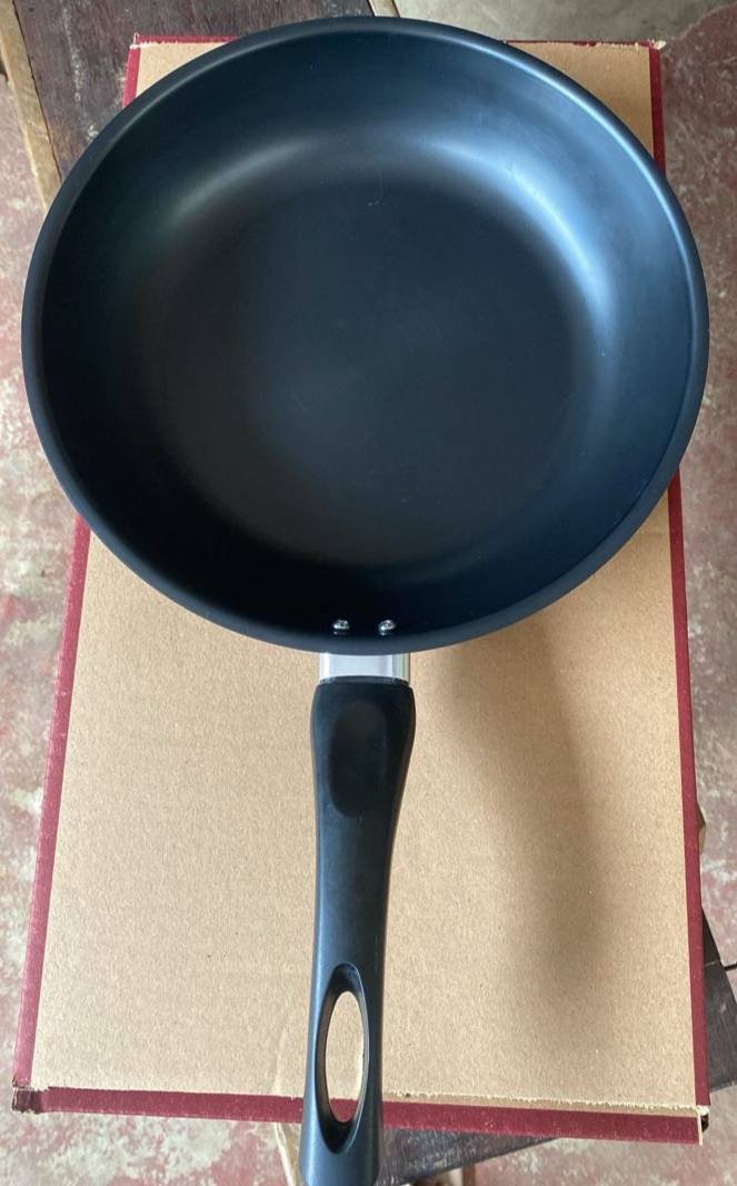 img_2432 26CM QUALITY NONSTICK FRYPAN(SX) - Image 1