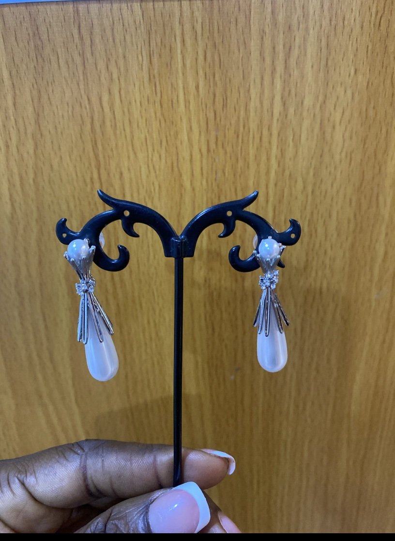 img_3838 QUALITY MILAN SHIJIA FASHION STATEMENT EARRING DESIGN 31 - Image 1