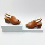 PURE LEATHER BLOCK HEEL SANDAL - Image 5