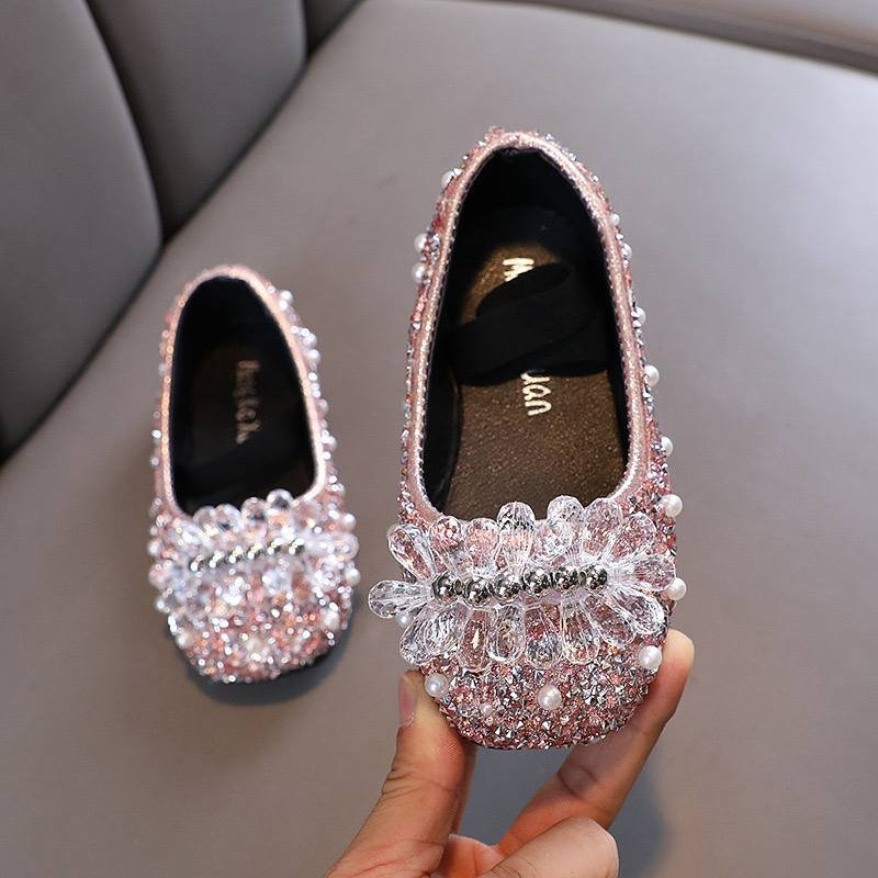 img_4283 IVORY BEADED FULL COVER SHOE PINK SIZE 31 - Image 1