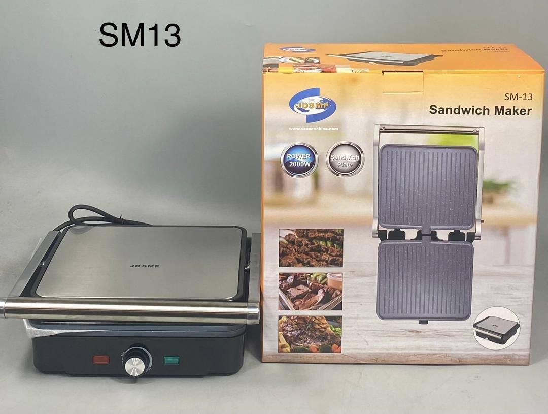 img_4623 SMP 2000WATT PANINI SANDWICH MAKER - Image 1