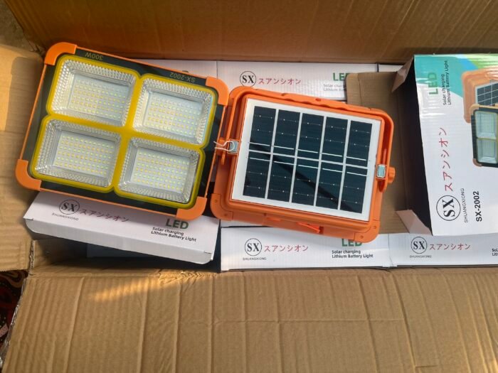 300WATT RECHARGEABLE AND SOLAR LIGHT(Displays 5 lighting mode)Sx-2002 - Image 2
