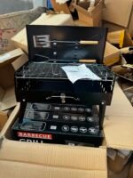 BARBECUE INDOOR AND OUTDOOR CHARCOAL GRILL WITH 2 TONG