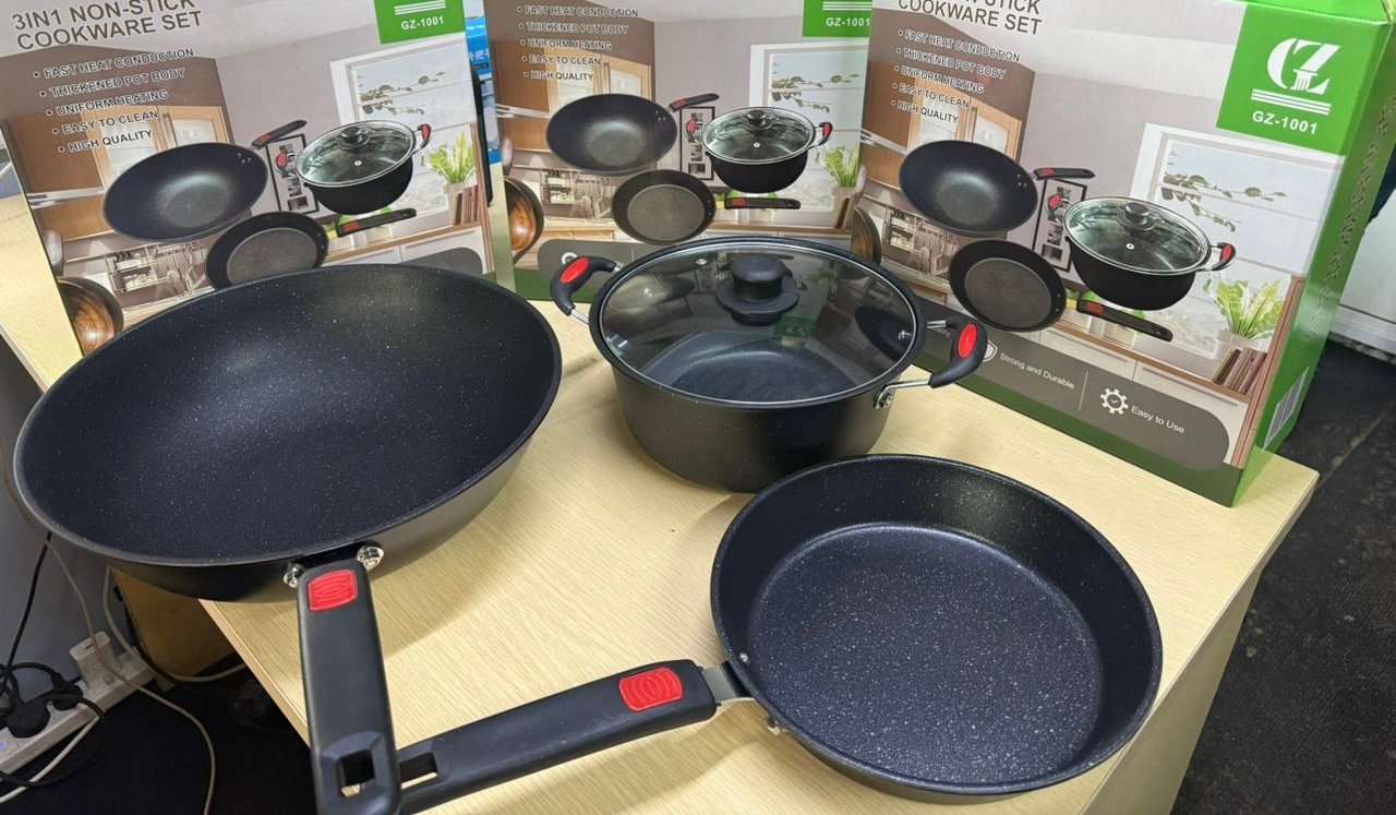 photo-2026-02-09-09-47-49 3IN1 NONSTICK COOKWARE SET(DEEP FRYPAN,POT AND FRYPAN) - Image 1