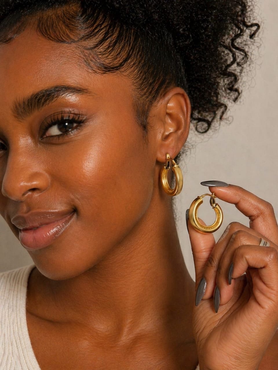 d49aa120-e2f4-4d82-926b-fa27b3968e0b QUALITY NON TARNISH SUNBELLE FASHION EARRING DESIGN 16 - Image 1