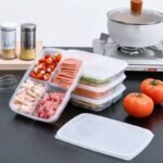 4 COMPARTMENT FOOD/FRUIT/SNACK  FRIDGE STORAGE BOX 2026

Can serve as a fruit or snack plate for your kids to school