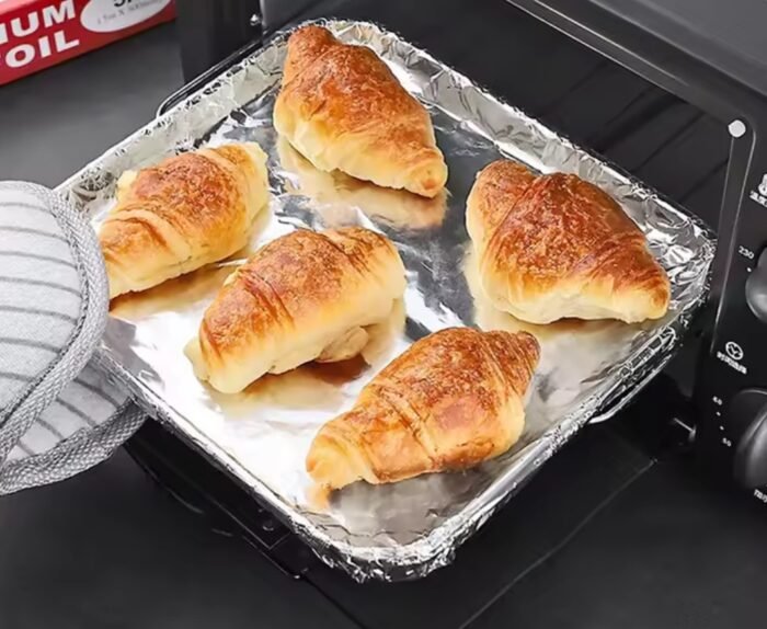 20M ALUMINUM FOIL BAKING AND COOKING PAPER(Use for line baking sheet,roasting pan or wrapping food) - Image 3