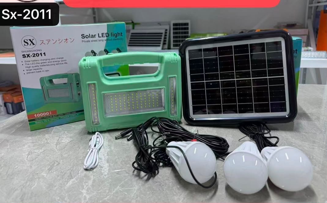 1a8151ec-4a6b-40c8-990b-f6e56e23355c QUALITY BIG SIZE SOLAR LED LIGHT/LAMP WITH PANEL AND 3 BULB SX-2011(BIG SIZE) - Image 1