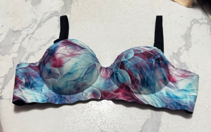 QUALITY SEAMLESS NO IRON BRA SIZE 38 - Image 5