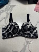 QUALITY SEAMLESS NO IRON BRA SIZE 36 - Image 8