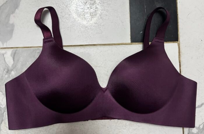 QUALITY SEAMLESS NO IRON BRA SIZE 38 - Image 10