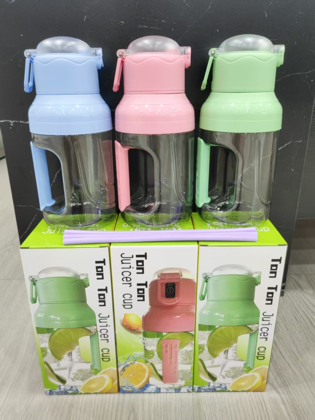 49ee52624285b9e978ef6de1b1e4c7a5-3 1500ML FAMILY SIZE RECHARGEABLE JUICER DDT-02 - Image 1